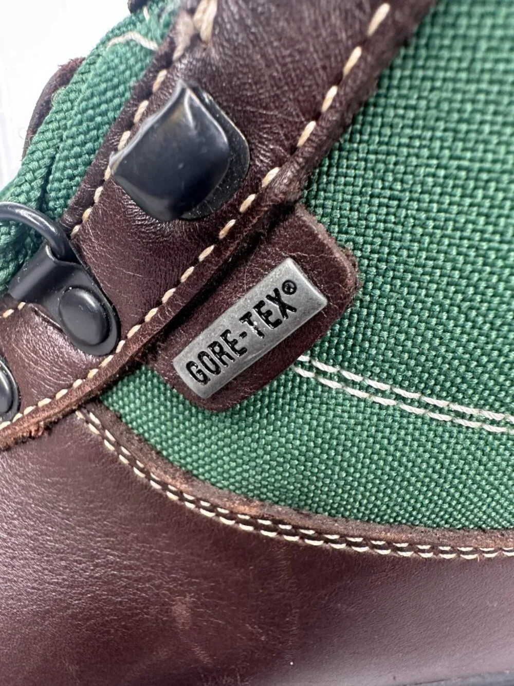 VASQUE 8099 Skywalk Brown Green Leather Hiking Boots Boys Size 3 1/2